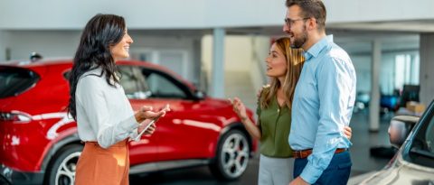 New car buyers asking their dealer questions